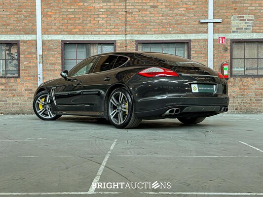 Porsche Panamera Turbo 4.8 V8 500pk 2009 Sport-Chrono, N-110-LT Youngtimer