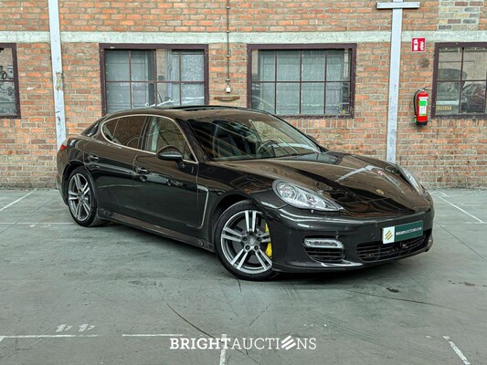 Porsche Panamera Turbo 4.8 V8 500pk 2009 Sport-Chrono, N-110-LT Youngtimer