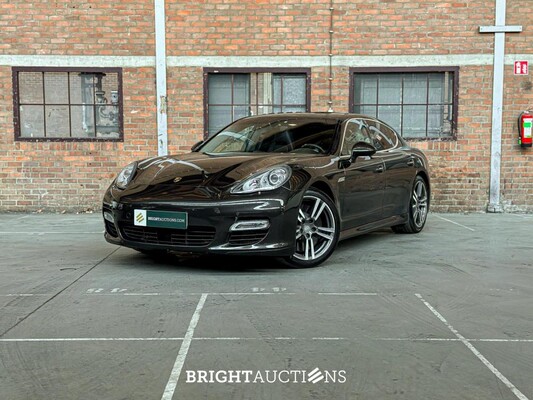 Porsche Panamera Turbo 4.8 V8 500pk 2009 Sport-Chrono, N-110-LT Youngtimer
