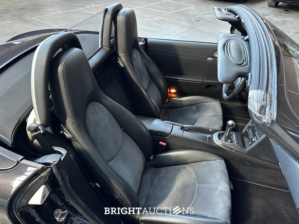 2011 Porsche Boxster 987 Facelift 2.9 256pk - Manual Transmission -