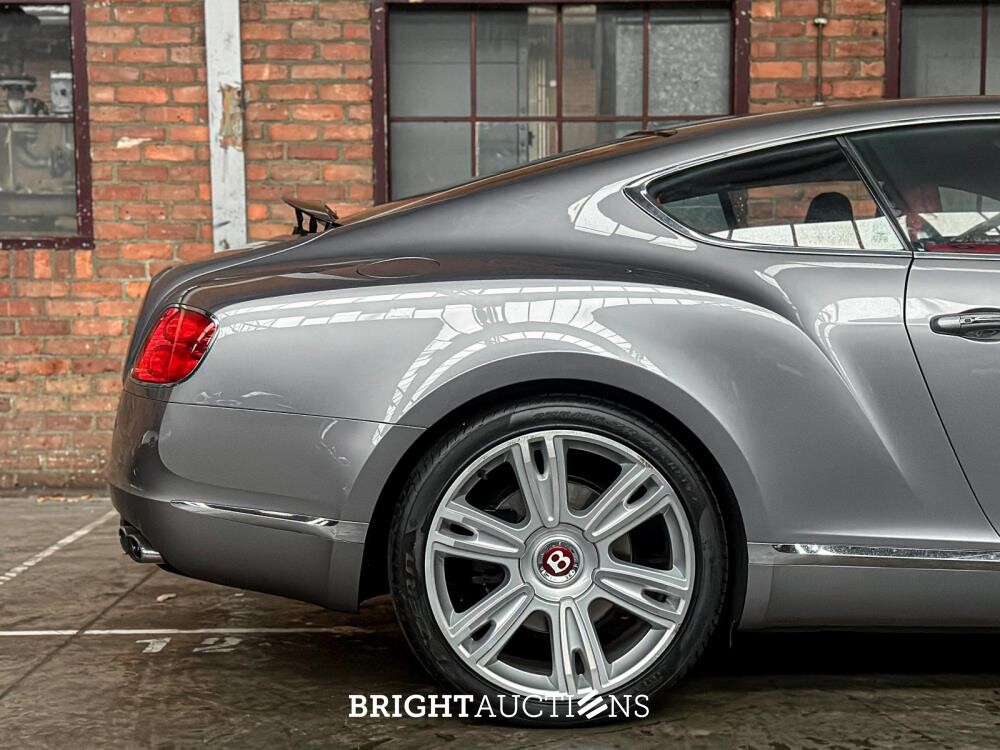 Bentley Continental GT 4.0 V8 500pk 2015 (8-speed)