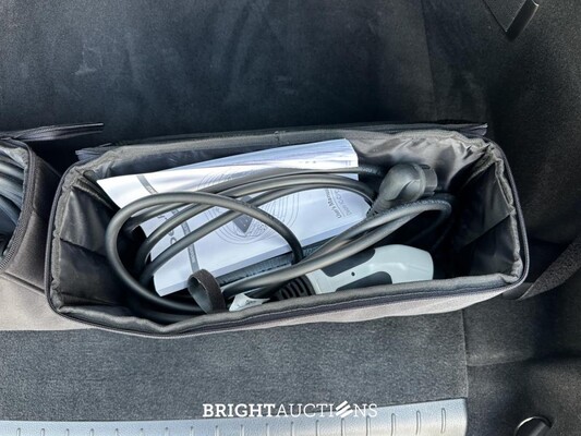 Mercedes-Benz C300 e Estate C-klasse Business Line Limited 204pk 2022, GKG-26-Z