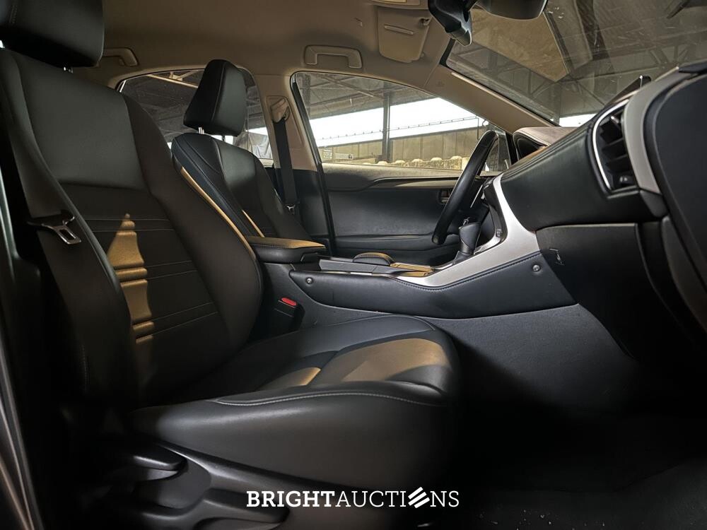 Lexus NX 300h Executive Line 2.5 AWD 184pk 2021 Plug-In Hybrid, KGK-71-F