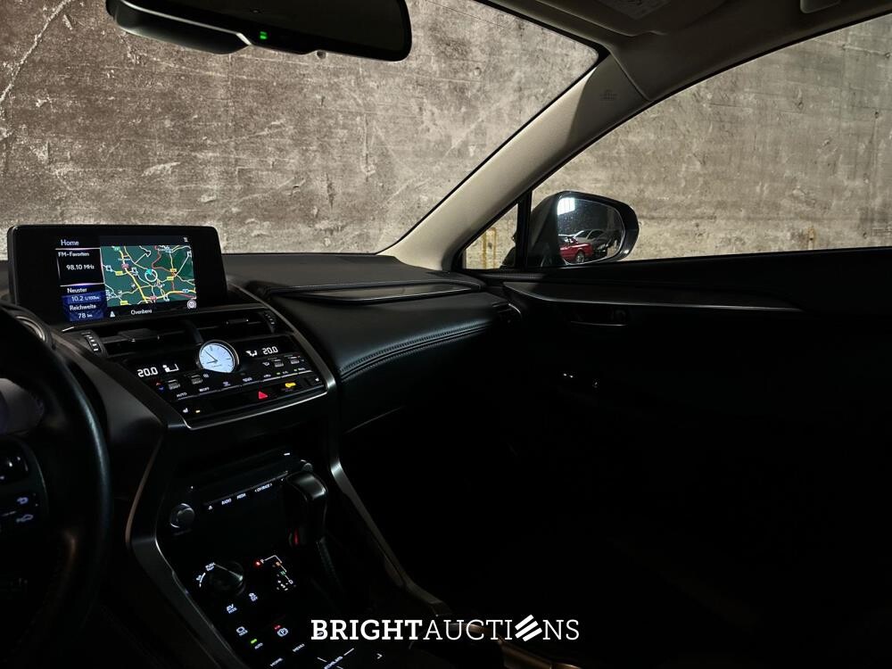 Lexus NX 300h Executive Line 2.5 AWD 184pk 2021 Plug-In Hybrid, KGK-71-F