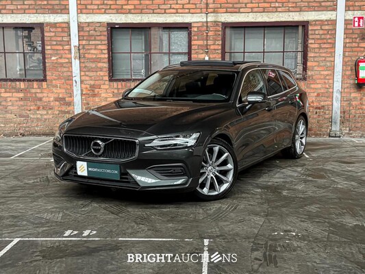 Volvo V60 2.0 T4 Momentum Proline 188pk 2019 (Origineel-NL), ZP-740-L