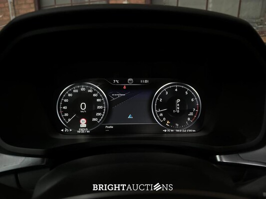 Volvo V60 2.0 T4 Momentum Proline 188pk 2019 (Origineel-NL), ZP-740-L