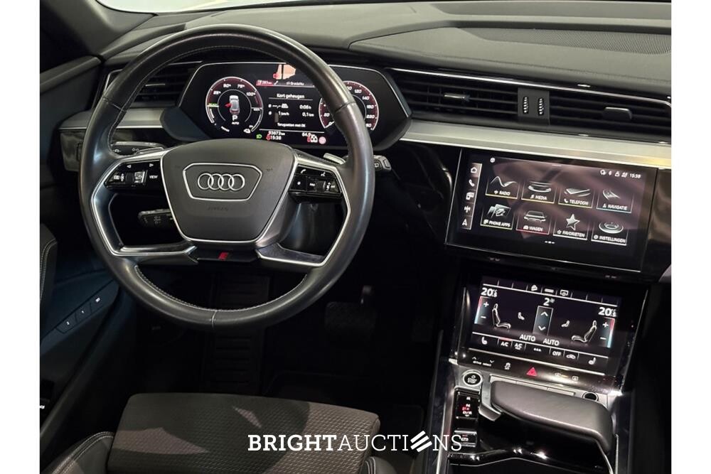 Audi e-tron 55 S edition Quattro 95 kWh 408pk 2021 (Origineel-NL), L-559-DX