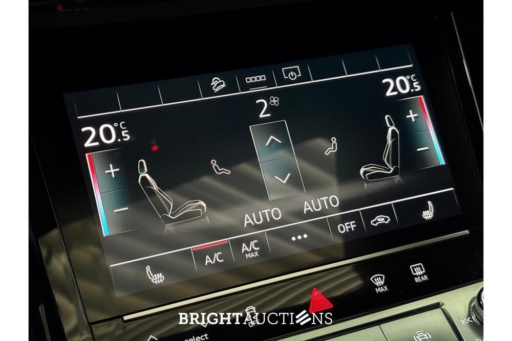 Audi e-tron 55 S edition Quattro 95 kWh 408pk 2021 (Origineel-NL), L-559-DX