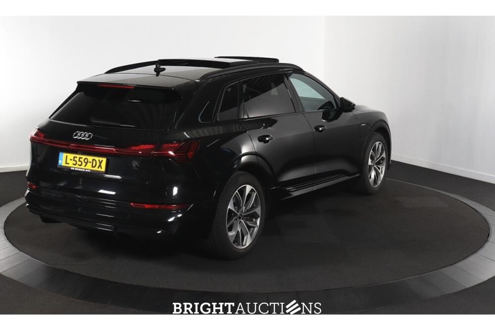 Audi e-tron 55 S edition Quattro 95 kWh 408pk 2021 (Origineel-NL), L-559-DX
