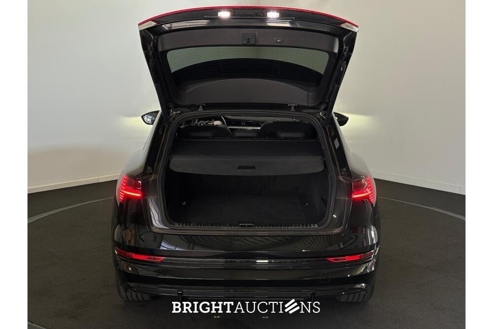 Audi e-tron 55 S edition Quattro 95 kWh 408pk 2021 (Origineel-NL), L-559-DX