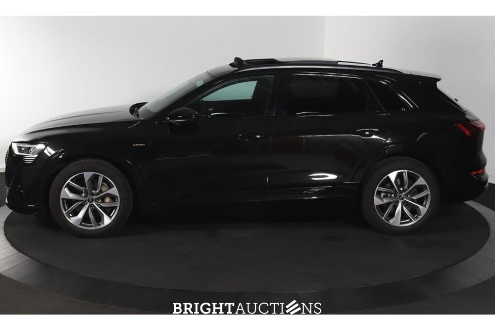 Audi e-tron 55 S edition Quattro 95 kWh 408pk 2021 (Origineel-NL), L-559-DX
