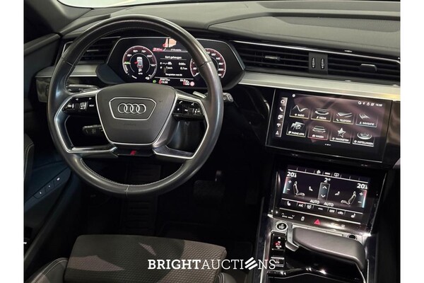Audi e-tron 55 S edition Quattro 95 kWh 408pk 2021 (Origineel-NL), L-559-DX