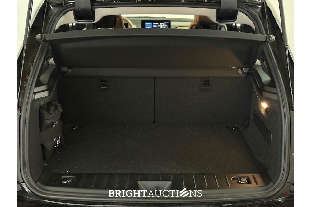 BMW i3 Basis 120Ah 1 Accucel defect 42 kWh 170pk 2018 (Origineel-NL), XD-528-F