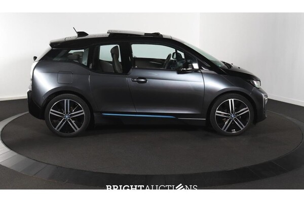 BMW i3 Basis 120Ah 1 Accucel defect 42 kWh 170pk 2018 (Origineel-NL), XD-528-F