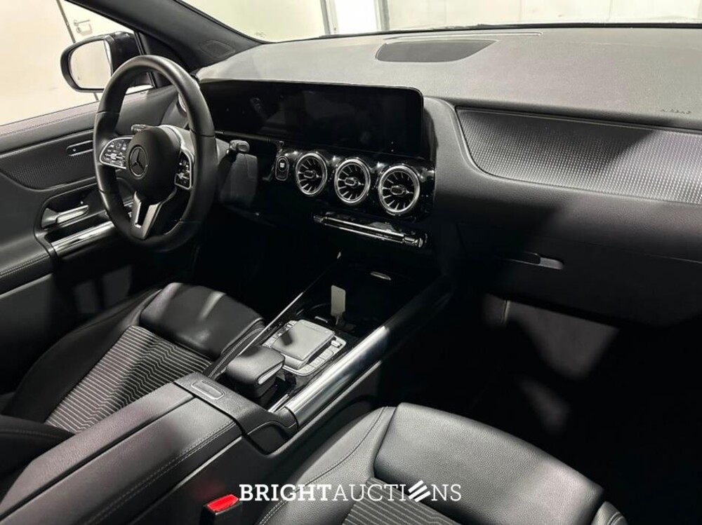 Mercedes-Benz EQA 25067 Business Solution Luxury 67 kWh 190pk 2021 (Origineel-NL) EQA-Klasse, N-647-FB