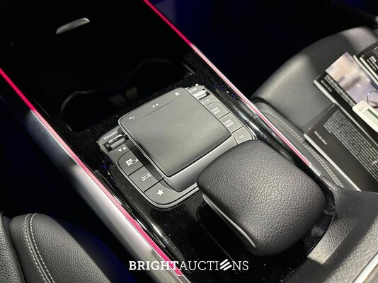 Mercedes-Benz EQA 25067 Business Solution Luxury 67 kWh 190pk 2021 (Origineel-NL) EQA-Klasse, N-647-FB