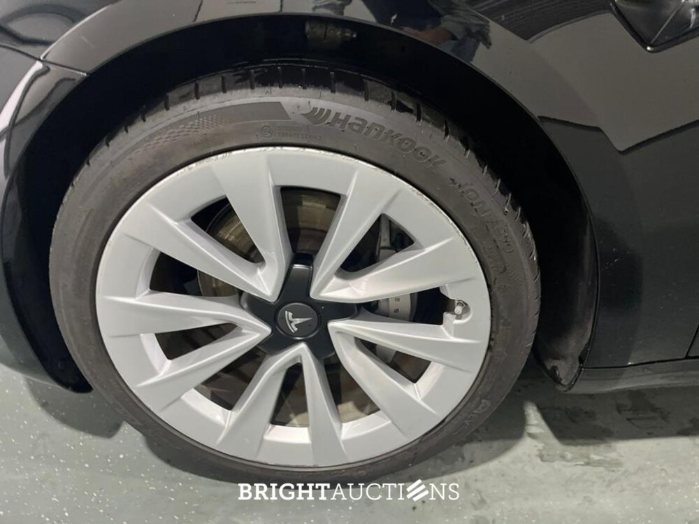 Tesla Model 3 Long Range AMD Ryzen AWD 75 kWh 351pk 2023 (Origineel-NL), T-915-HF