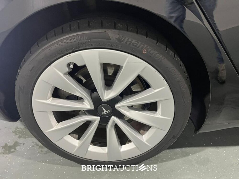 Tesla Model 3 Long Range AMD Ryzen AWD 75 kWh 351pk 2023 (Origineel-NL), T-915-HF