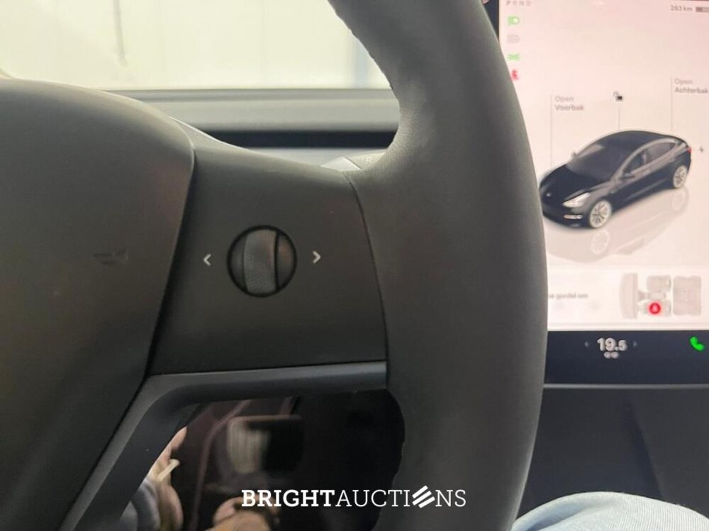 Tesla Model 3 Long Range AMD Ryzen AWD 75 kWh 351pk 2023 (Origineel-NL), T-915-HF