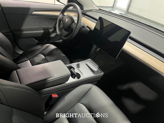 Tesla Model 3 Long Range AMD Ryzen AWD 75 kWh 351pk 2023 (Origineel-NL), T-915-HF
