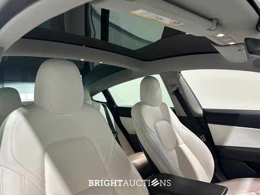 Tesla Model 3 Standard RWD Plus 60 kWh 238pk 2020 (Origineel-NL), K-912-FF