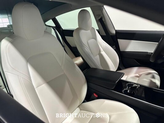 Tesla Model 3 Standard RWD Plus 60 kWh 238pk 2020 (Origineel-NL), K-912-FF