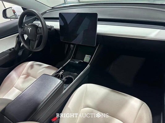 Tesla Model 3 Standard RWD Plus 60 kWh 238pk 2020 (Origineel-NL), K-912-FF