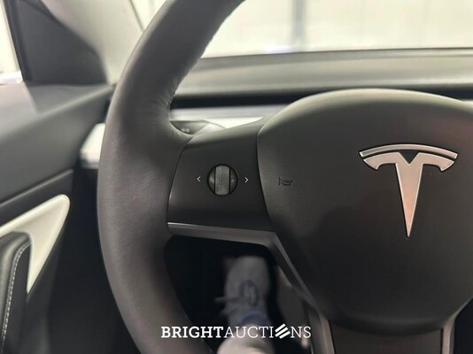 Tesla Model 3 Standard RWD Plus 60 kWh 238pk 2020 (Origineel-NL), K-912-FF