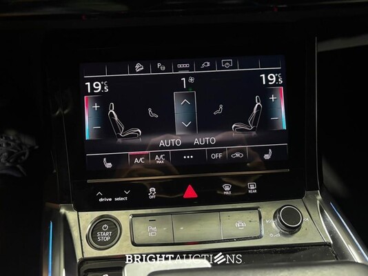 Audi e-tron 55 S edition Quattro 95 kWh 408pk 2021 (Origineel-NL), N-342-LB