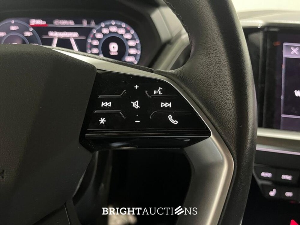 Audi Q4 e-tron 40 Advanced edition 77 kWh 204pk 2022 (Origineel-NL), R-729-ZP