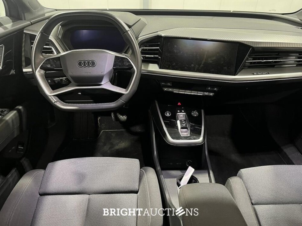 Audi Q4 e-tron 40 Advanced edition 77 kWh 204pk 2022 (Origineel-NL), R-729-ZP