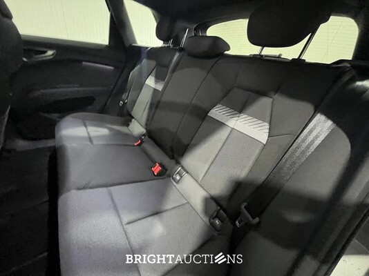 Audi Q4 e-tron 40 Advanced edition 77 kWh 204pk 2022 (Origineel-NL), R-729-ZP