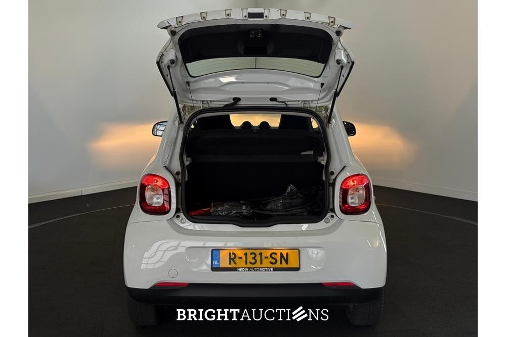 smart Forfour EQ Essential 18 kWh 82pk 2022 (Origineel-NL), R-131-SN