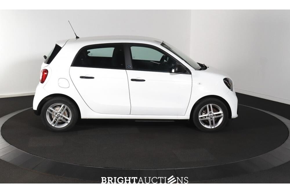 smart Forfour EQ Essential 18 kWh 82pk 2022 (Origineel-NL), R-131-SN