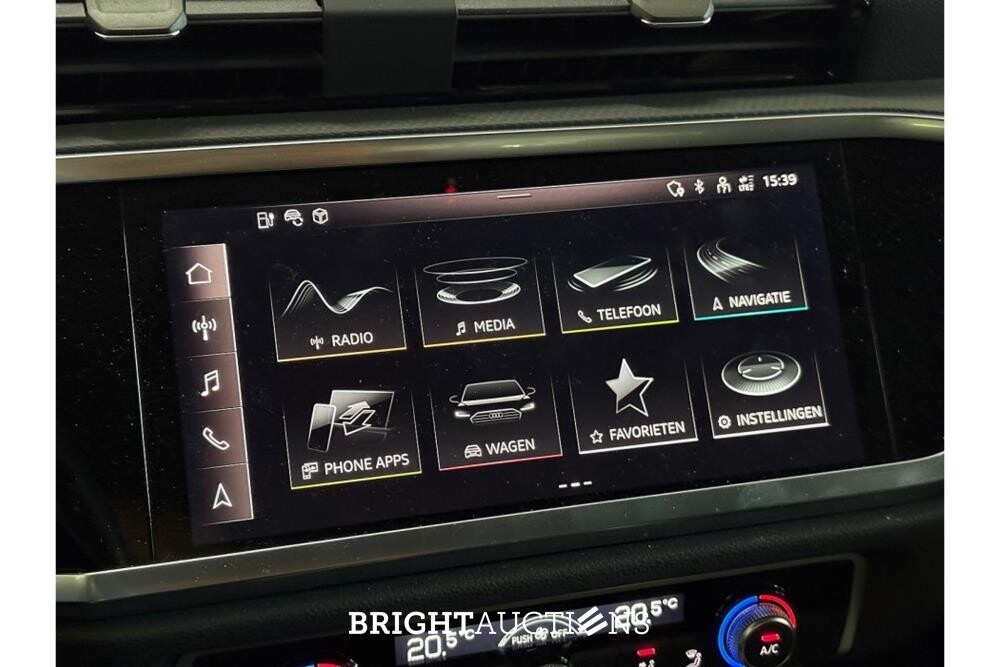Audi Q3 45 e Advanced edition TFSI 266pk 2022 (Origineel-NL), P-044-SK