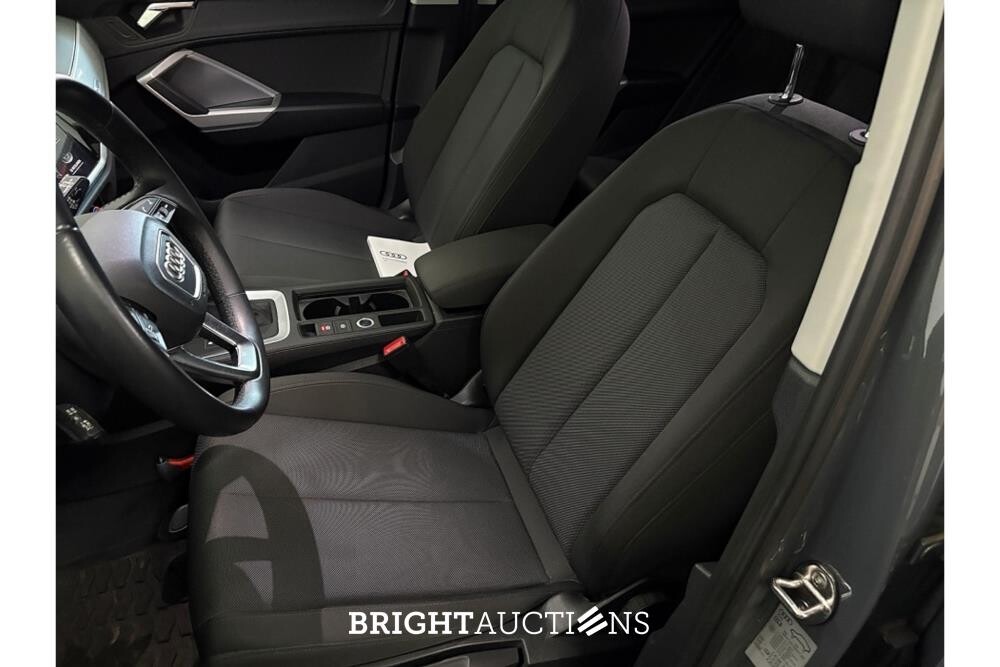 Audi Q3 45 e Advanced edition TFSI 266pk 2022 (Origineel-NL), P-044-SK