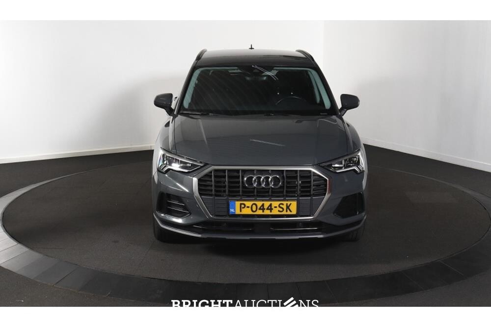 Audi Q3 45 e Advanced edition TFSI 266pk 2022 (Origineel-NL), P-044-SK