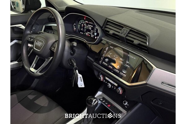 Audi Q3 45 e Advanced edition TFSI 266pk 2022 (Origineel-NL), P-044-SK