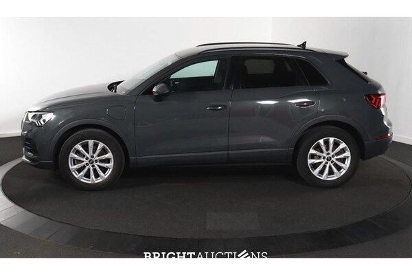 Audi Q3 45 e Advanced edition TFSI 266pk 2022 (Origineel-NL), P-044-SK