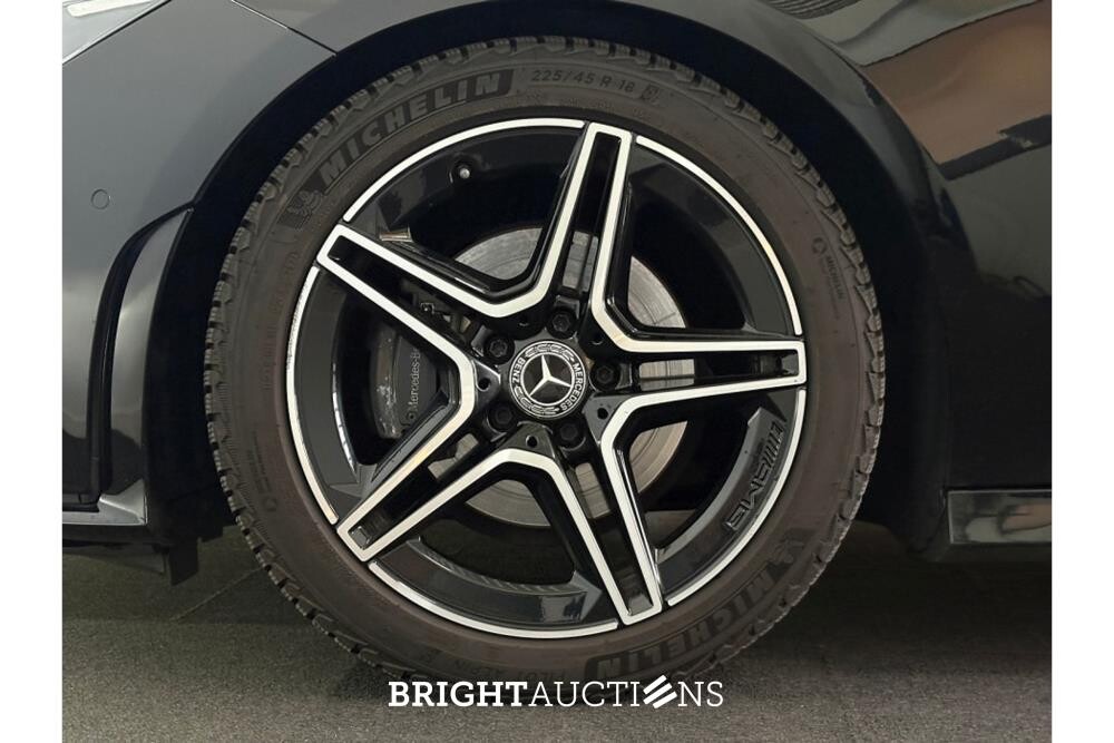 Mercedes-Benz CLA180 Business Solution AMG 136pk 2021 (Origineel-NL) CLA-Klasse, K-961-TB