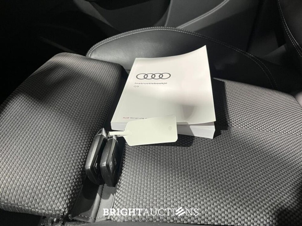 Audi Q5 50 TFSI e S edition 408pk 2021 (Origineel-NL), L-523-PS