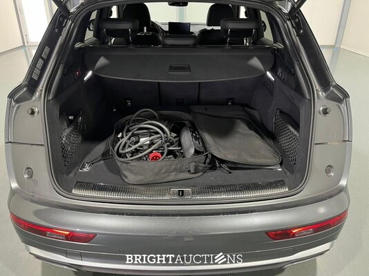 Audi Q5 50 TFSI e S edition 408pk 2021 (Origineel-NL), L-523-PS
