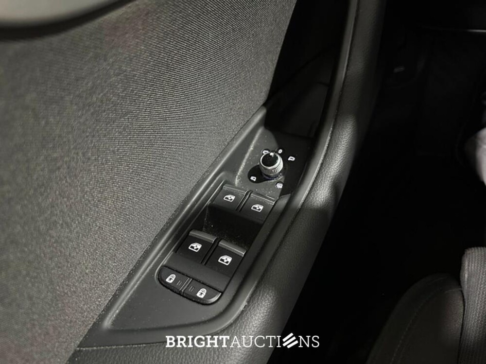 Audi A4 Avant 35 Advanced Edition TFSI 150pk 2022 (Origineel-NL), R-865-GR