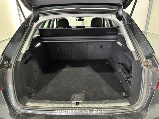 Audi A4 Avant 35 Advanced Edition TFSI 150pk 2022 (Origineel-NL), R-865-GR