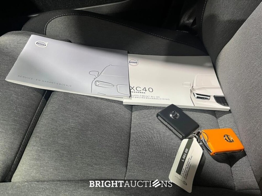 Volvo XC40 T5 Recharge Business Pro 1.5 261pk 2021 (Origineel-NL), L-561-DD