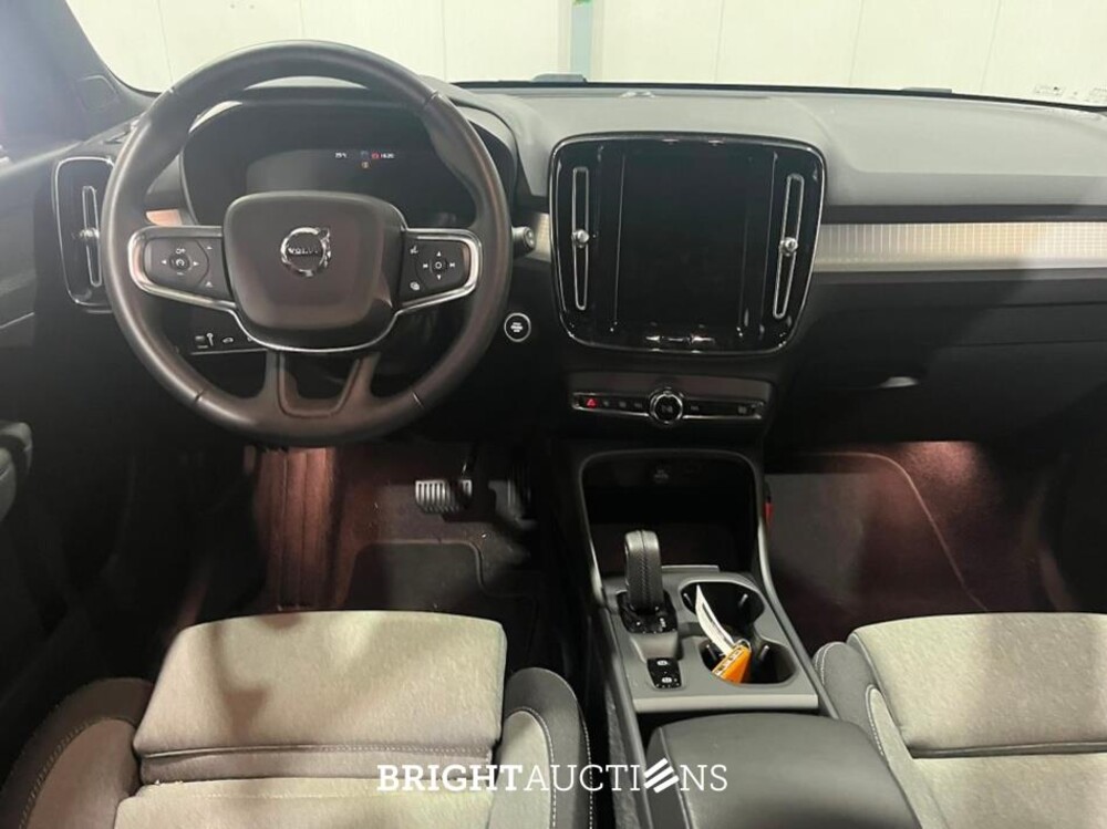 Volvo XC40 T5 Recharge Business Pro 1.5 261pk 2021 (Origineel-NL), L-561-DD