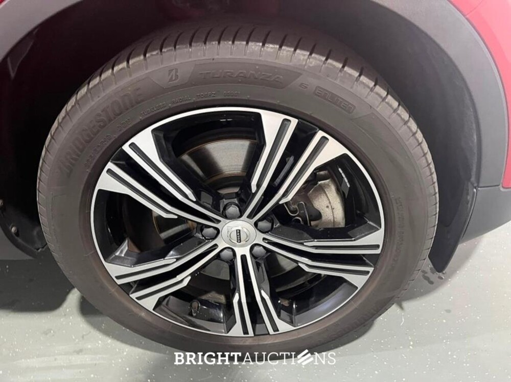 Volvo XC40 T5 Recharge Business Pro 1.5 261pk 2021 (Origineel-NL), L-561-DD