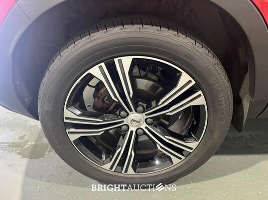 Volvo XC40 T5 Recharge Business Pro 1.5 261pk 2021 (Origineel-NL), L-561-DD