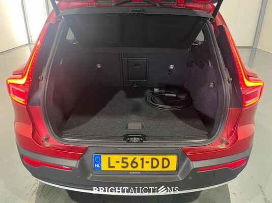 Volvo XC40 T5 Recharge Business Pro 1.5 261pk 2021 (Origineel-NL), L-561-DD