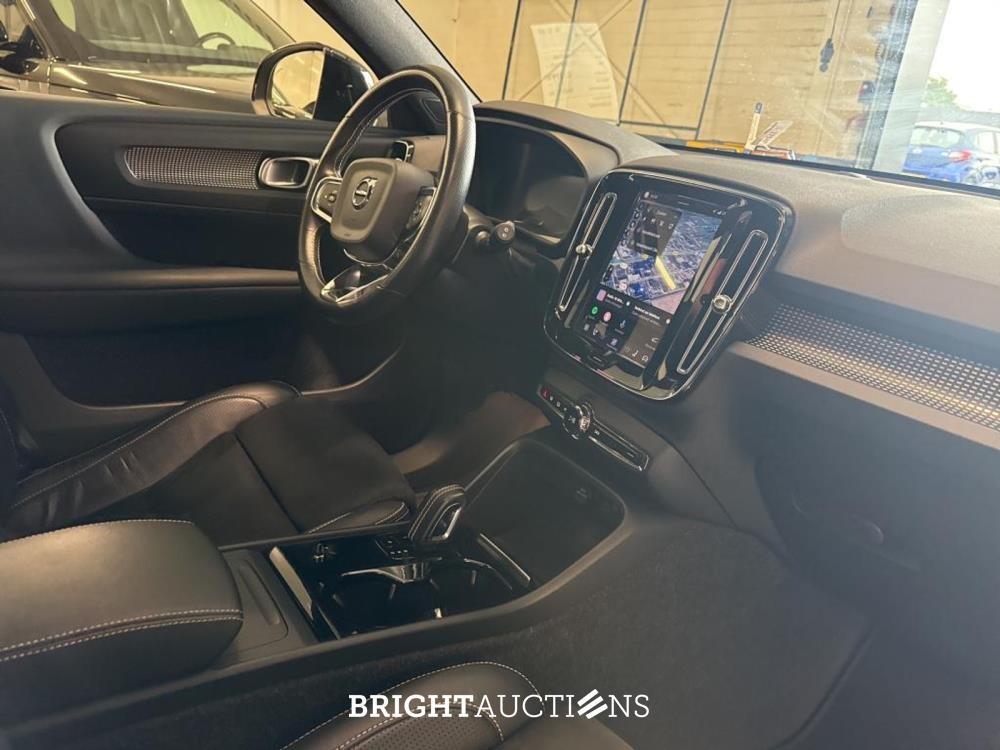 Volvo XC40 Recharge P8 R-Design AWD 408pk 2021 (Origineel-NL), L-779-KP